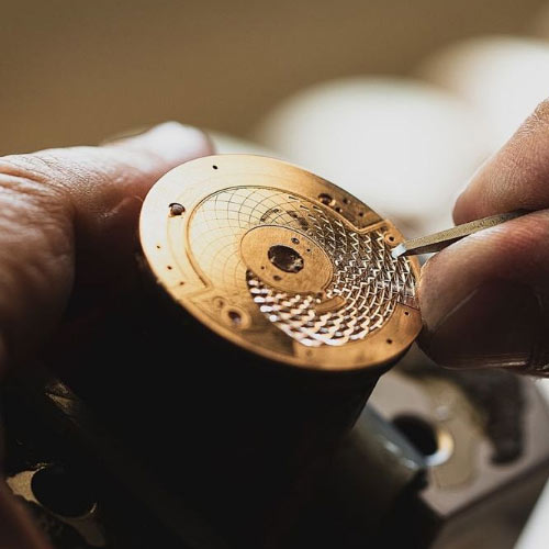 萧邦手表进灰后需要哪些清理步骤