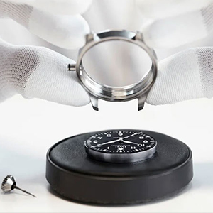 萧邦手表保养（萧邦手表表带锈蚀的护理建议）